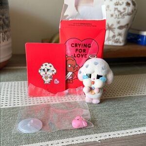 POP MART Crying for Love